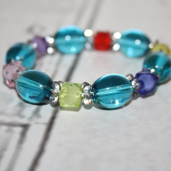 Beautiful blue and colorful glass bracelet 6" - Picture 1 of 3